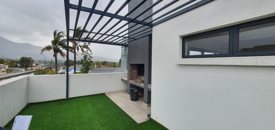 2 Bedroom Property for Sale in Bodorp Western Cape